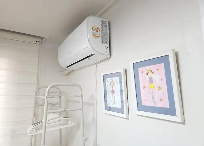 Poetry House *