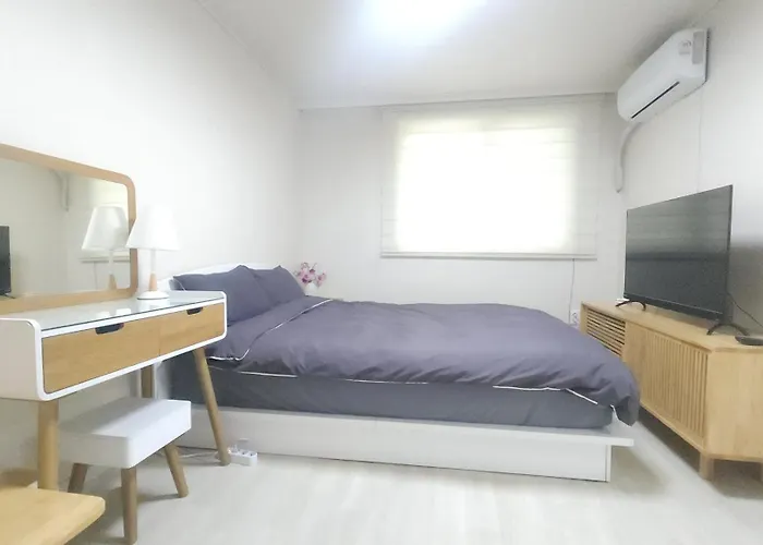 Poetry House Seoul
